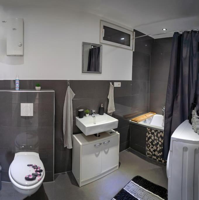 Ferienwohnung Sonnenblick Bad Ems Exteriör bild